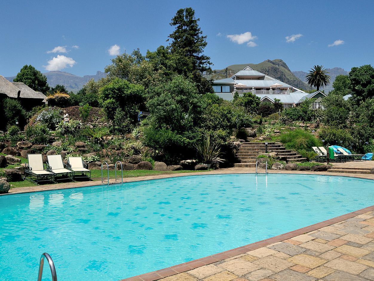 Cathedral Peak Hotel Winterton Exterior foto