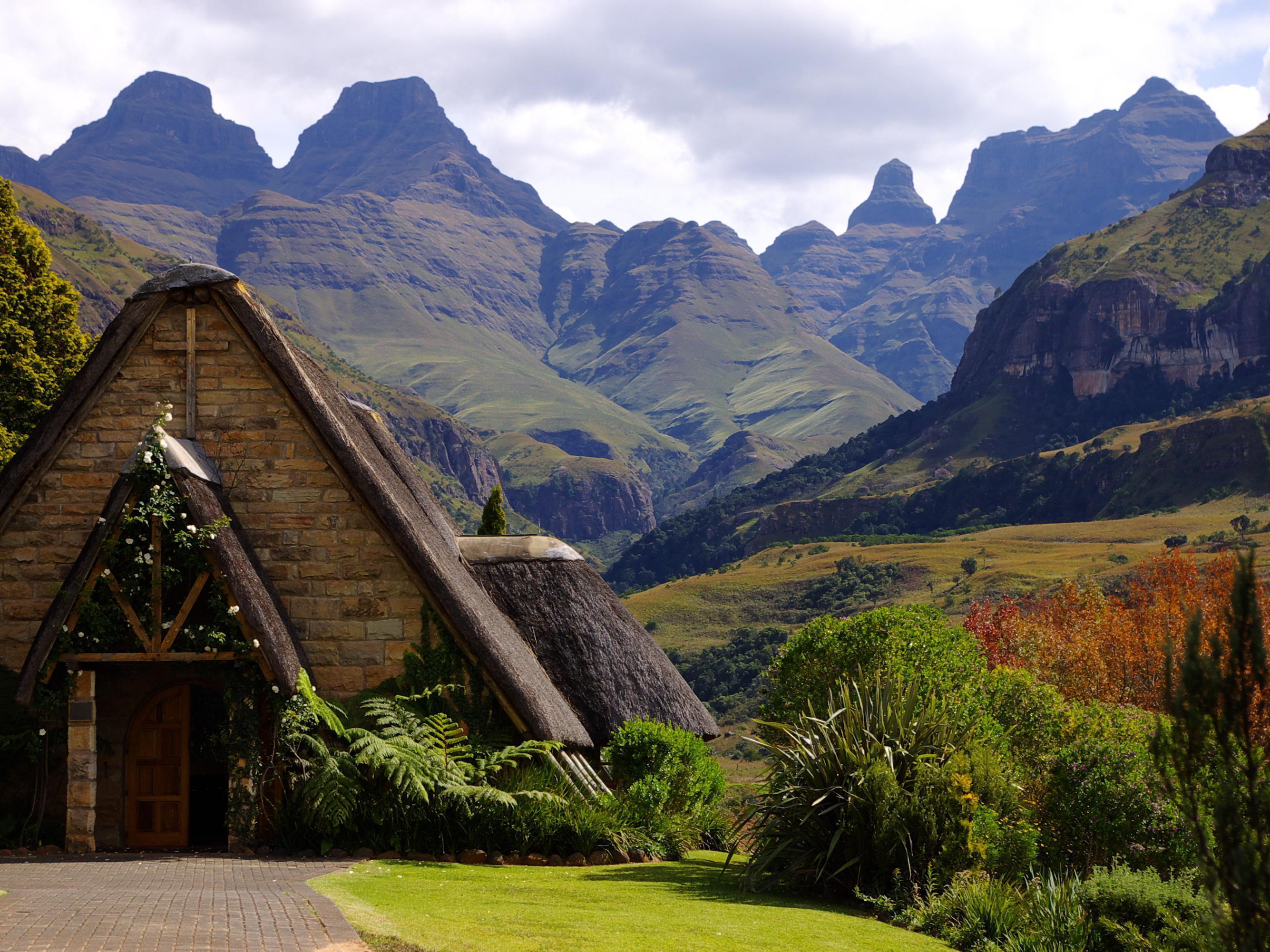 Cathedral Peak Hotel Winterton Exterior foto
