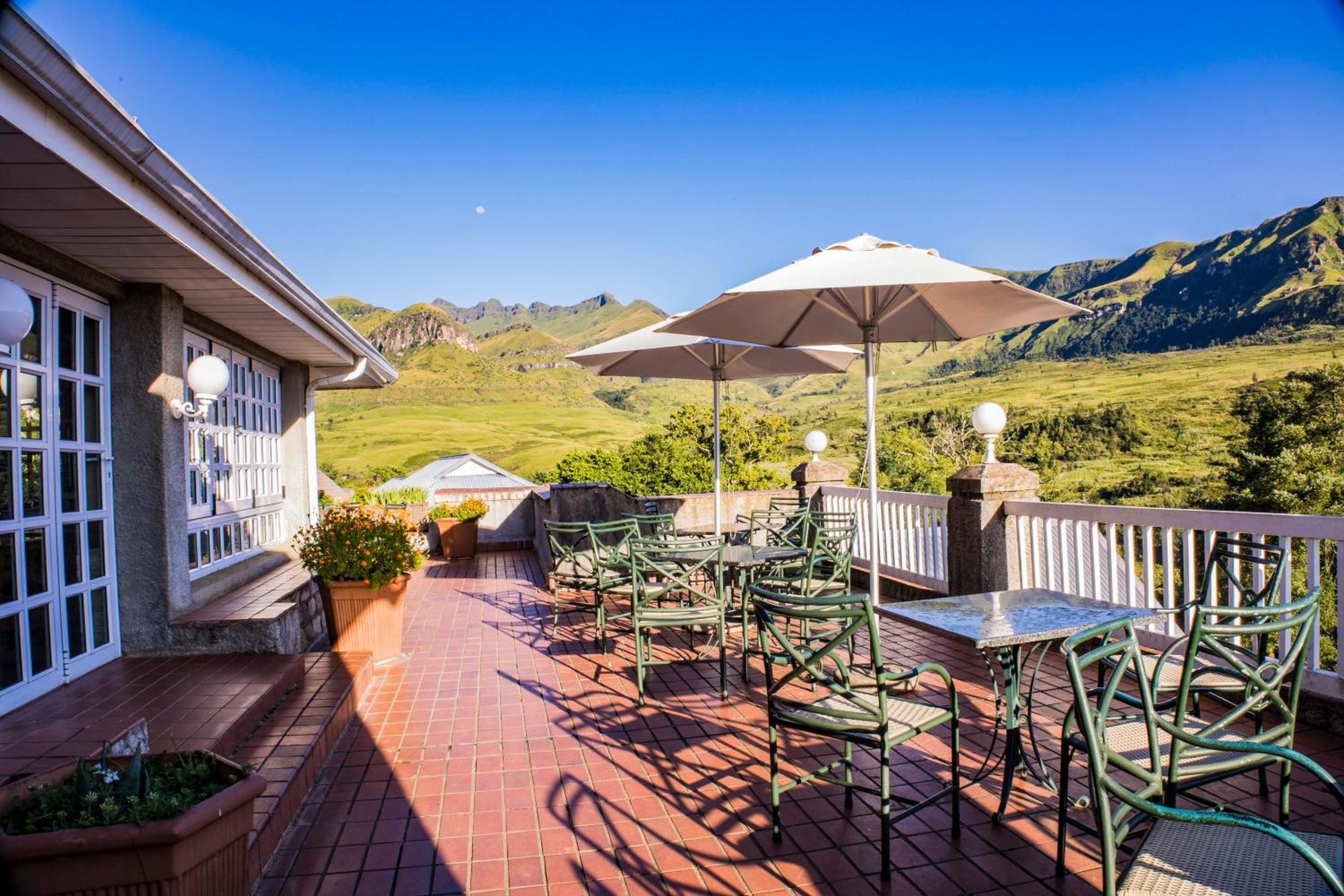 Cathedral Peak Hotel Winterton Exterior foto
