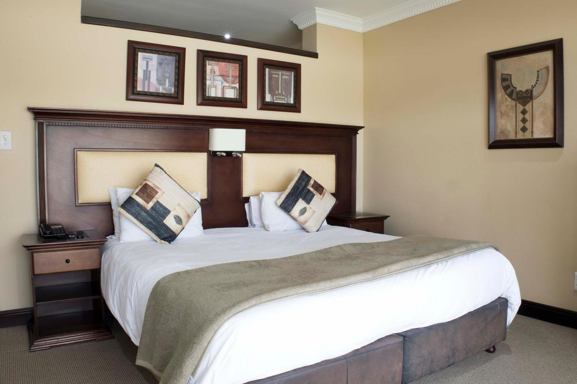 Cathedral Peak Hotel Winterton Exterior foto